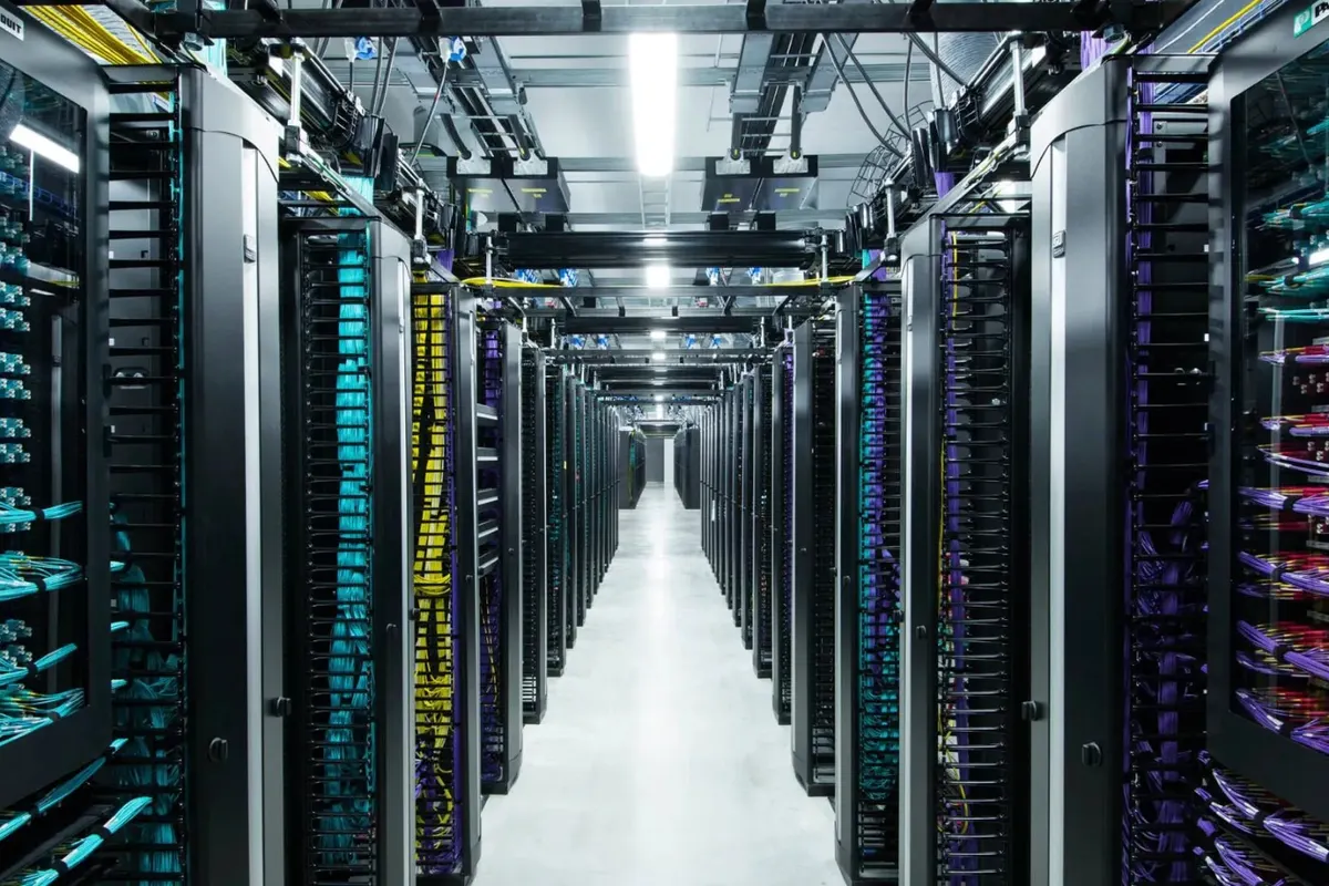 Data centre aisle supported by an IT support team in Abu Dhabi